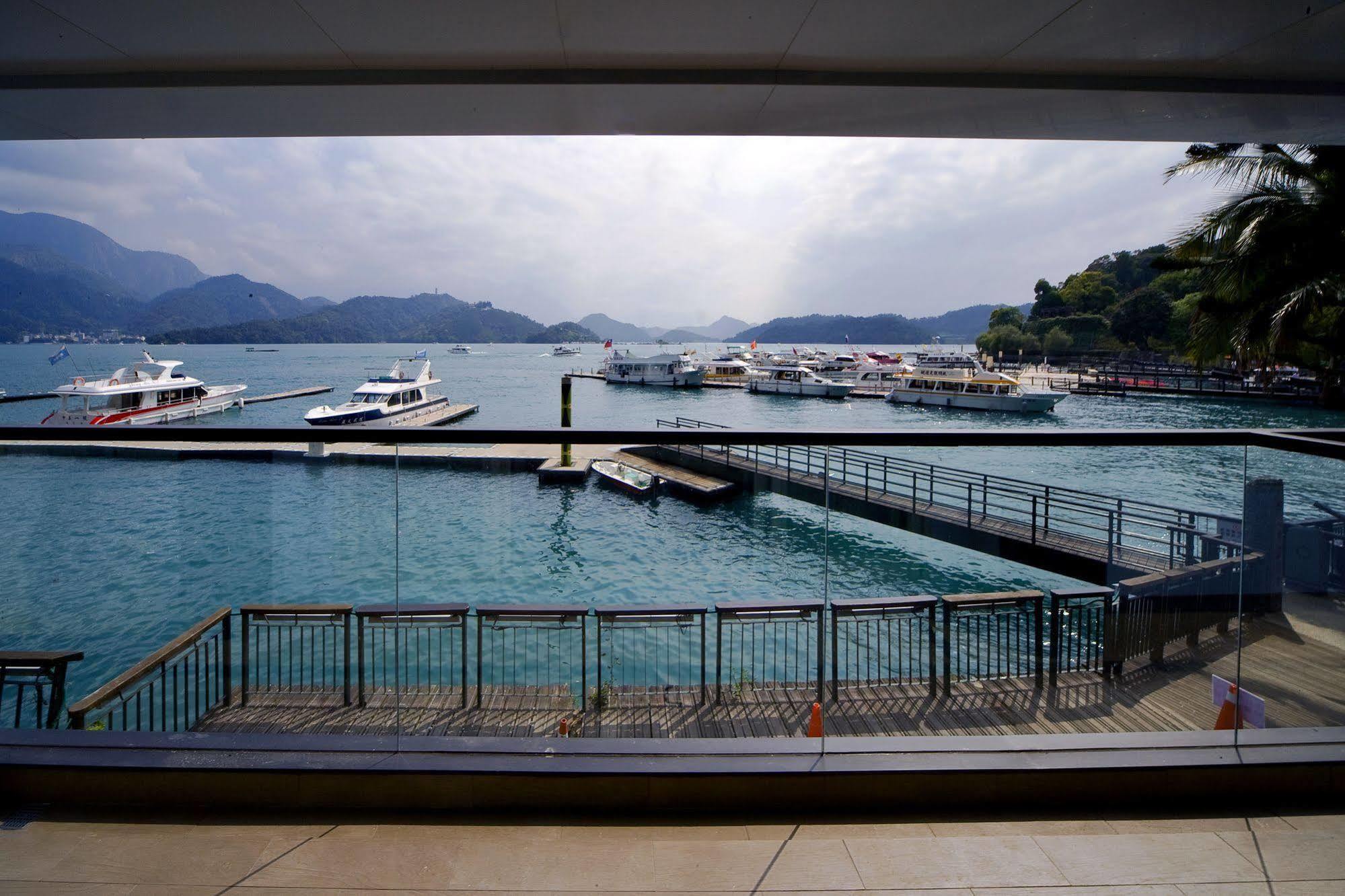 Spa Home Sun Moon Lake Luxury Lakeside Hotel Yuchi Exterior foto